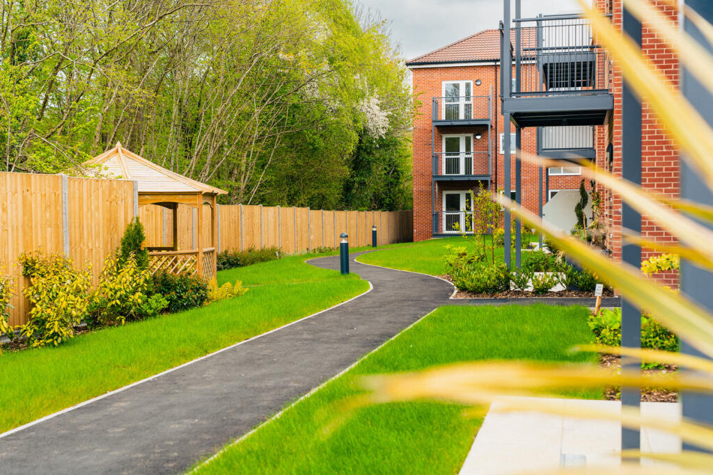 Main image of property: 46 New Road,
Tadley,
RG26